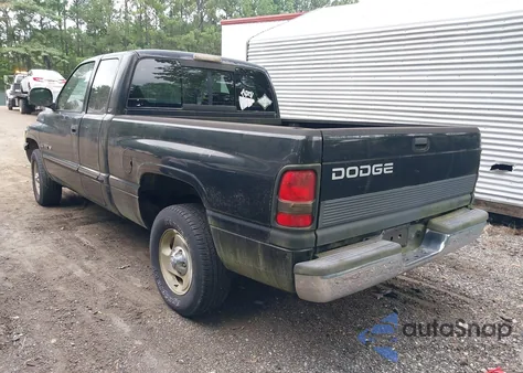 2001 Dodge Ram 1500 St из США, поврежденный, VIN 3B7HC13Y31G242148